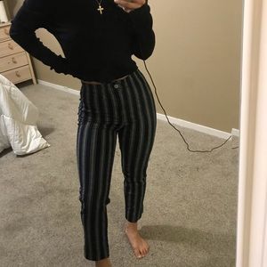 Cropped stripe pants